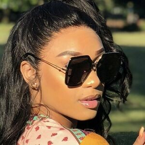 herfeetonfleek / herfeetonfleek_