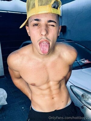 hotboywes_1017 / hottboy22