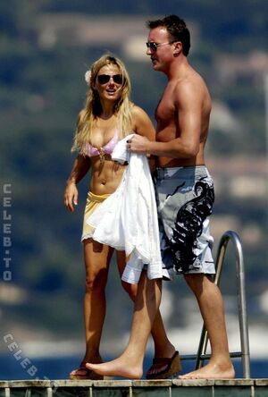 Geri Halliwell / GeriHalliwell / therealgerihalliwell