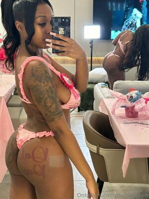 therealaliee / therealalilee