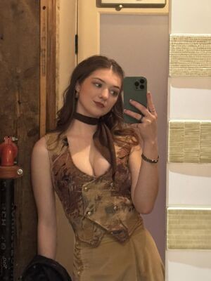 Alyce Fleur / Lolwhatgod / aly.dieu / alycefleur