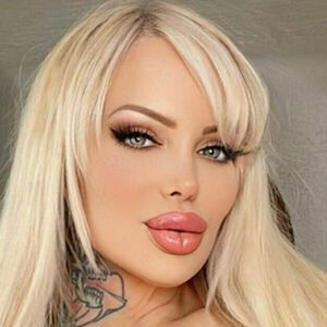 Sabrina Sabrok / Sabrinasabrok / sabrinasabrokreal