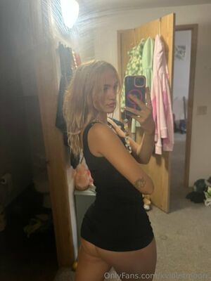 xvioletmoore