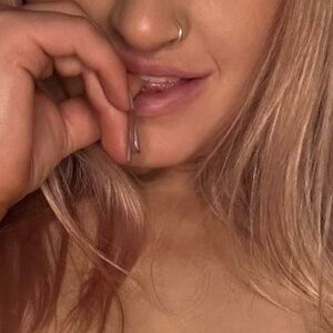 PennyPeachhh / littlepennypeach / penny_peachh