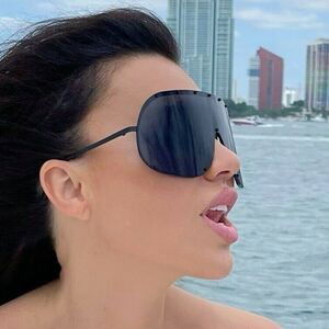 Stanija Dobrojevic / stanijadobrojevic