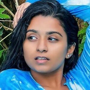 SUHANA KHAN