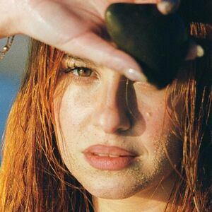 Beatriz Braz / beatrizaebraz / beatrizdellarosa