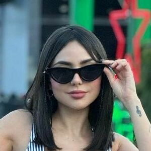 Nyvi Estephan / nyvi_estephan / nyviestephan