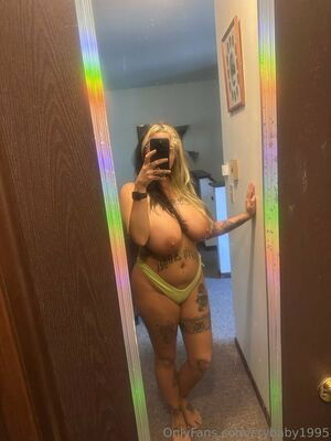 cheyrosexx / crybaby1995 / rosetits1995