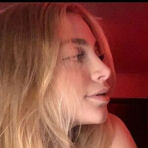 Stef Mwndstef / mwndstef