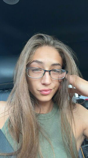 YellowMinimum6204 / anna.wildee / annawilde_ / ittybittytitties69