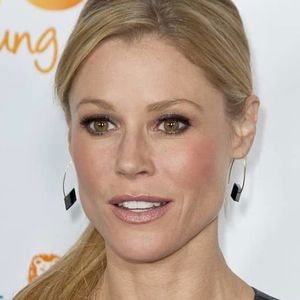 Julie Bowen / itsjuliebowen / lindseybowenn