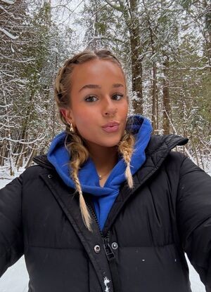 Ava