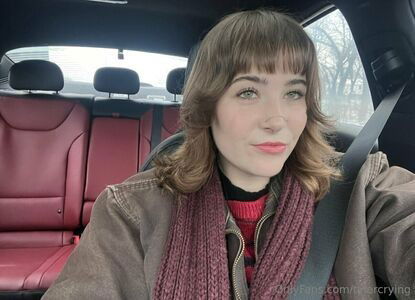 lcuchairmas / tylercrying