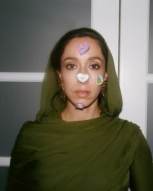 Oona Chaplin / OonaCC