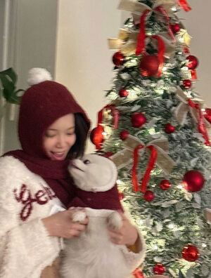 Kim Chaewon / _chaechae_1 / 김채원 Le Sserafim