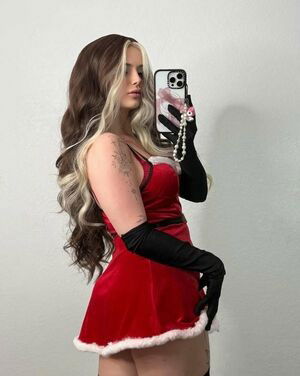 KhaleesiBB / thekhaleesibb