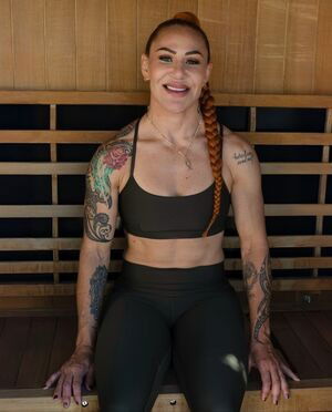 Cris Cyborg / MMA Fighter / criscyborg