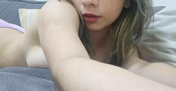 Show Your Girlfriend