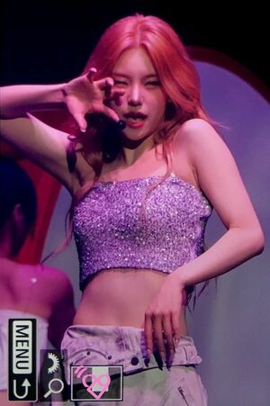 YEJI - ITZY (???)