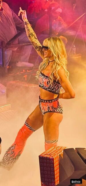 Sol Ruca / SolRucaWWE / sol.surfer / solrvca