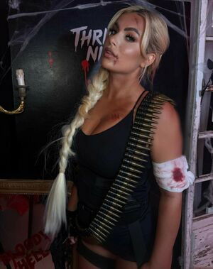 Carla Moreau / carlamoreau_____