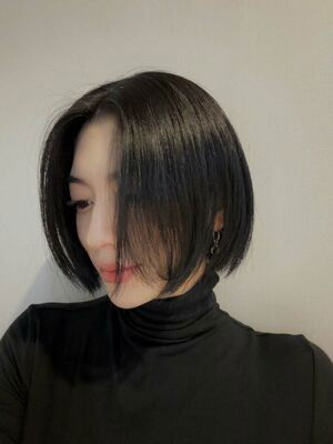 Ayaka Miyoshi / miyoshi.aa