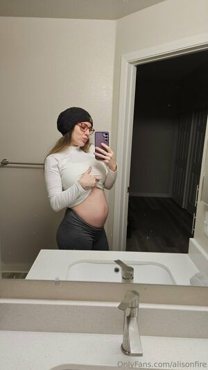 AliceDDeluxe / Alicia Cano / AliciaCanoModel / AlisOnFire