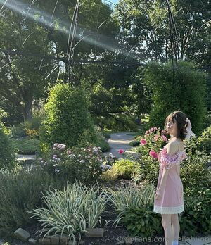 Bella Mays / bellabunn / little_bella_bunny / littlebabykill