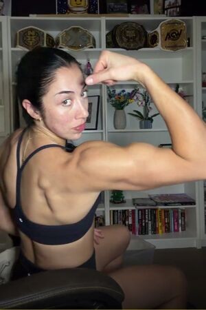 Indi Hartwell