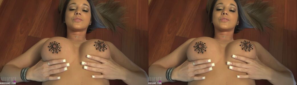 Nikki Sims / nikki.sims.official