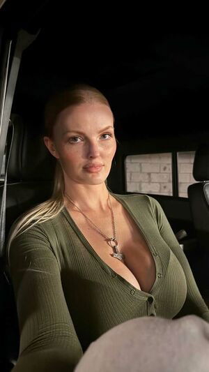 ZiennaEve / ziennasonne / ziennaxxx