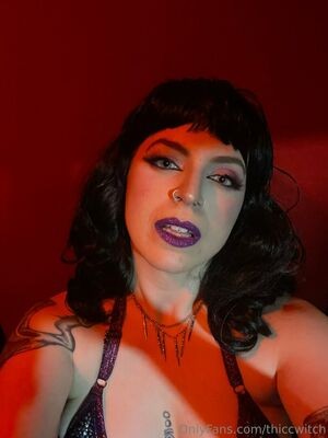 that_thicc_witch