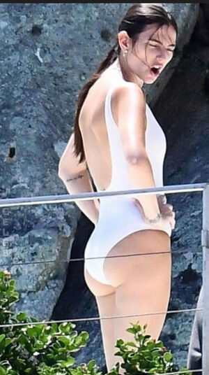 Kelly Piquet / kellypiquet