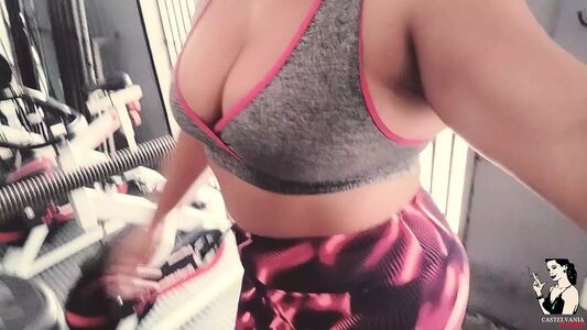 Model_Melina
