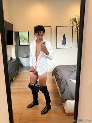 ian_anthony