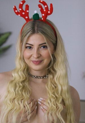 ASMRJanina / ASMRJaninaa / Asmr Janina