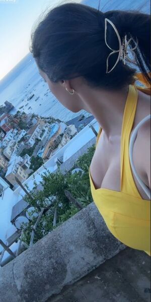 Christina Roki / christinamodel515 / christinaroki