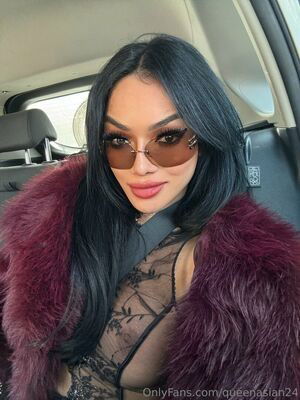 Queen Asian / asian.queeen / queenasian24