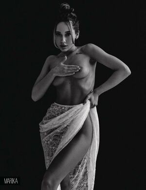 Anasstasiatrusova / Anastasia Trusova / Tru_anasstasia / atrusovaartist