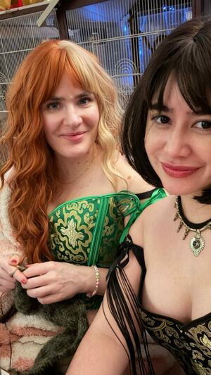 Elise ASMR / Elise Tran / Elise's Garden / iamelisetran