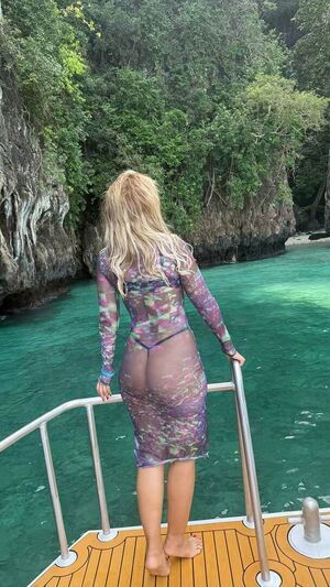 Fidan Atalay / fidanh0ca / fidannatalay