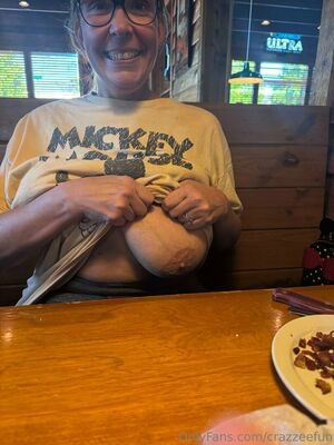 CrazzeeFun / crazzechrisofficial