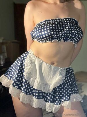 CalystaStarr / Classy Gothic Witch / calystabelle / mollyv96 / mollyvvip