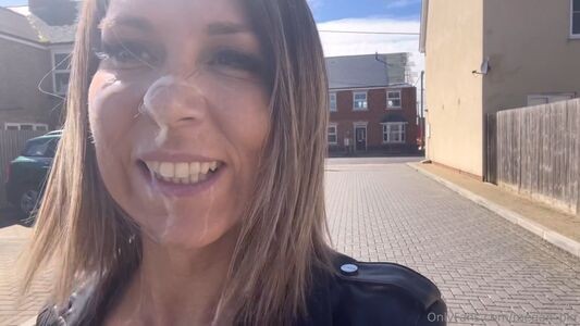 HaileyRoseFucks / Public Cumwalk / coupleconspiracy