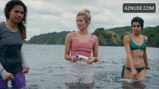 Sophia Taylor / sophiatali