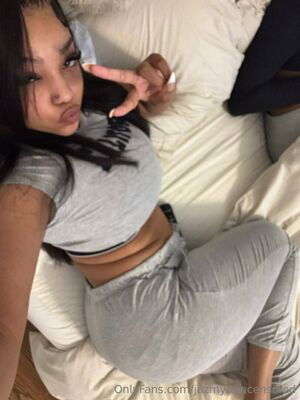 jazmynsimon / jazmynuncensored