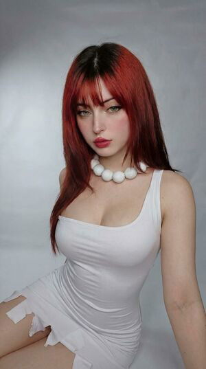 Yasmin Moore / https: / yasmin.moore_ / yasminmoore