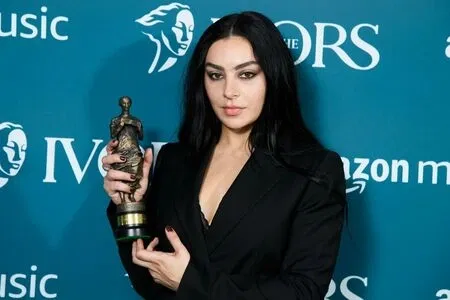Charli XCX