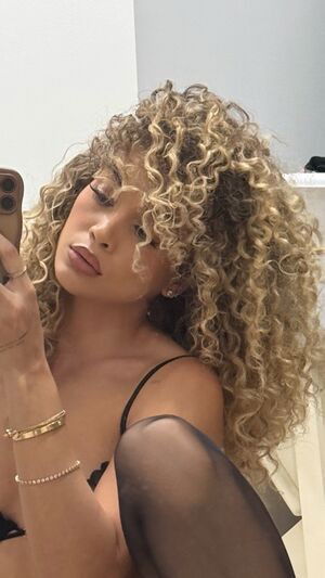 Golden Barbie / Jasmine Sanders / golden_barbie / goldenbarbie / jasminesanders